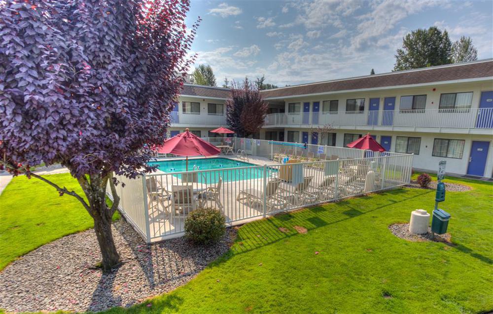 Motel 6-Troutdale, Or - Portland East Bagian luar foto