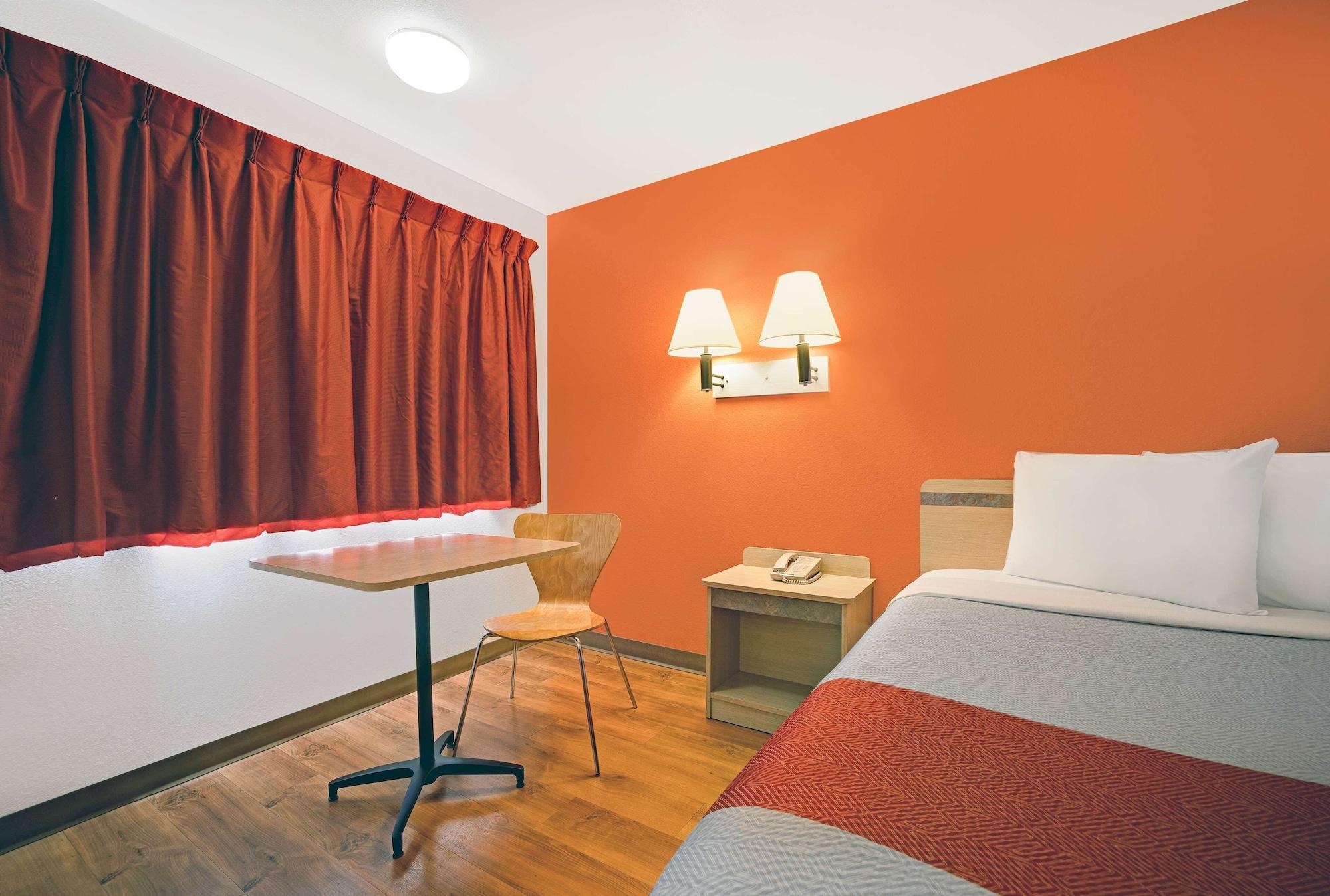 Motel 6-Troutdale, Or - Portland East Bagian luar foto