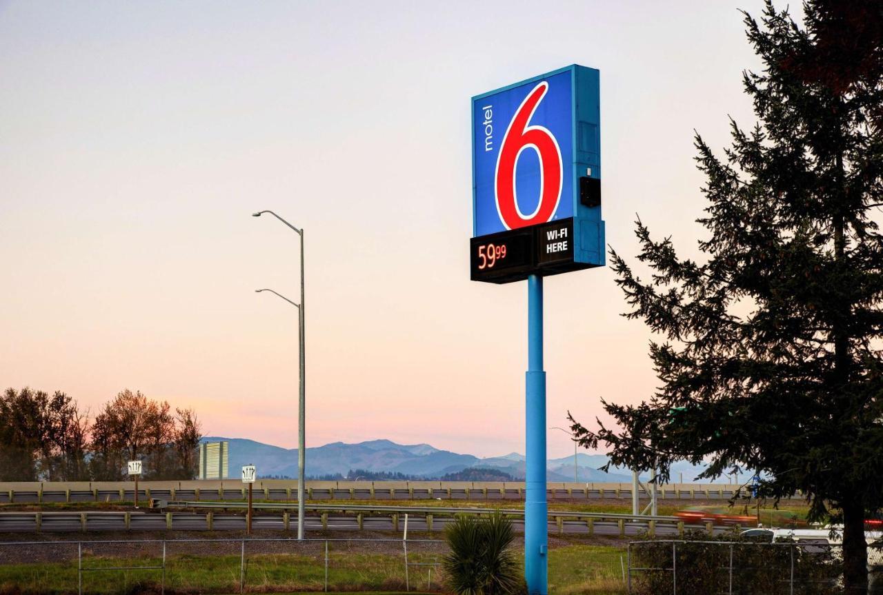 Motel 6-Troutdale, Or - Portland East Bagian luar foto