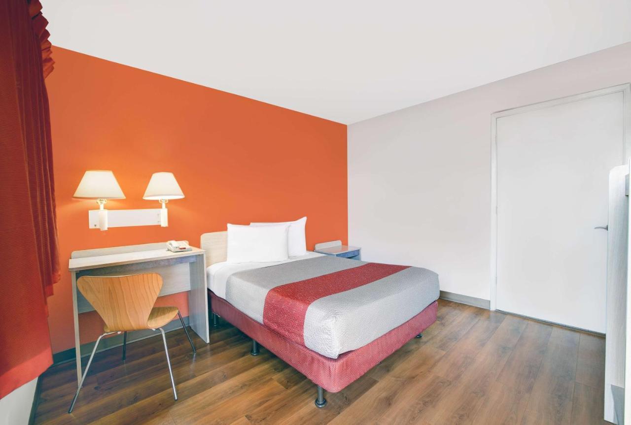 Motel 6-Troutdale, Or - Portland East Bagian luar foto