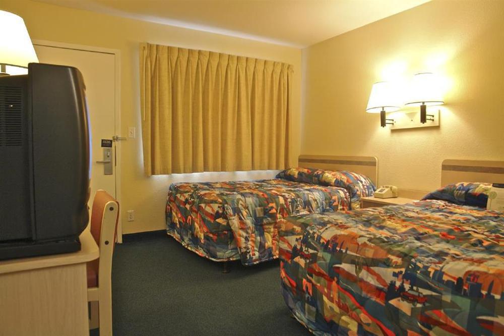 Motel 6-Troutdale, Or - Portland East Ruang foto